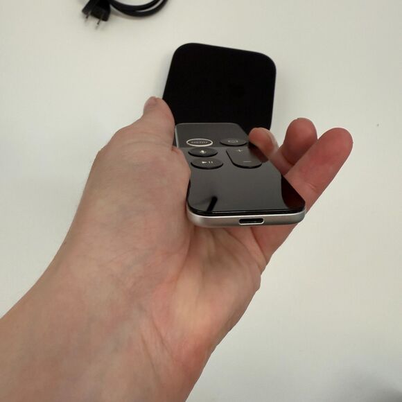 Apple TV 4th Gen Model A1625 Streaming Media Player Remote Power Cord TESTED - Picture 9 of 10